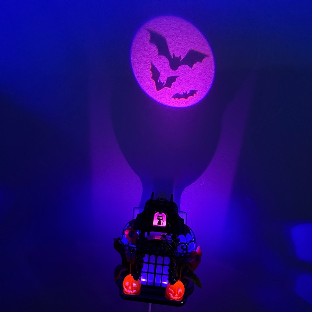 🎃 Bath & Body Works Halloween Bat Projector with Orange Pumpkins